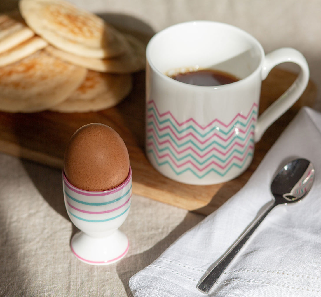 Wave-Mug-in-Pink-Turquiose