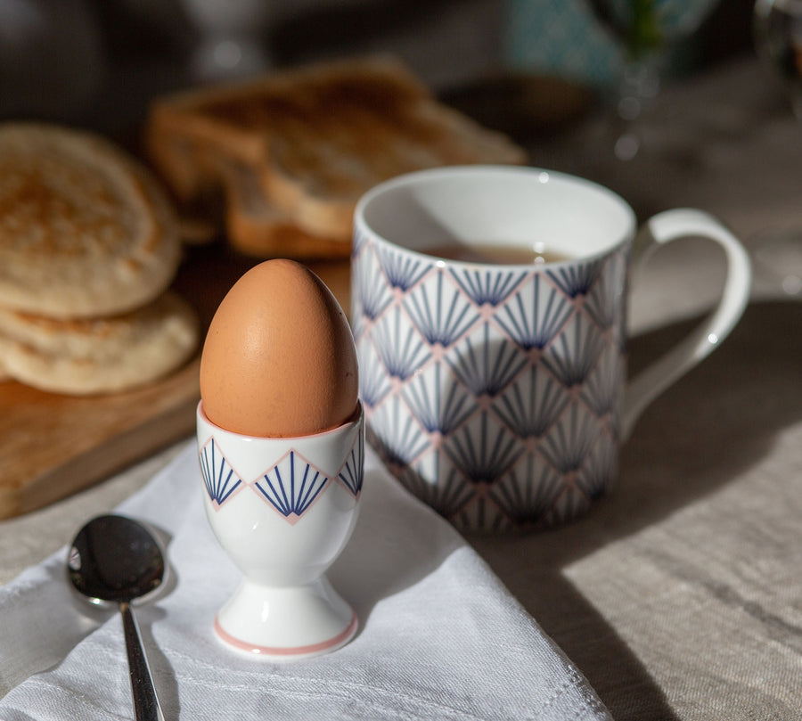 Zighy-Egg-Cup-in-Blue-Blush