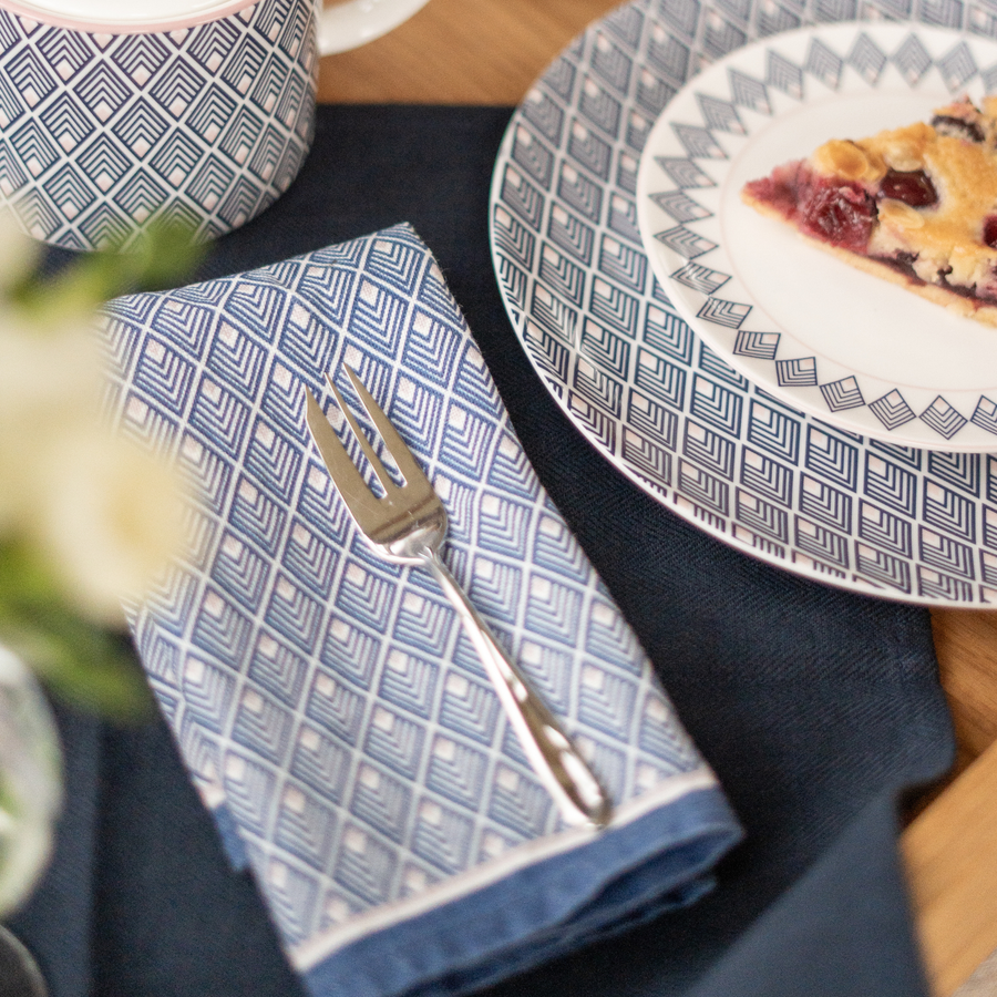 Gatsby Linen Napkin Set in Blue & Blush Pink