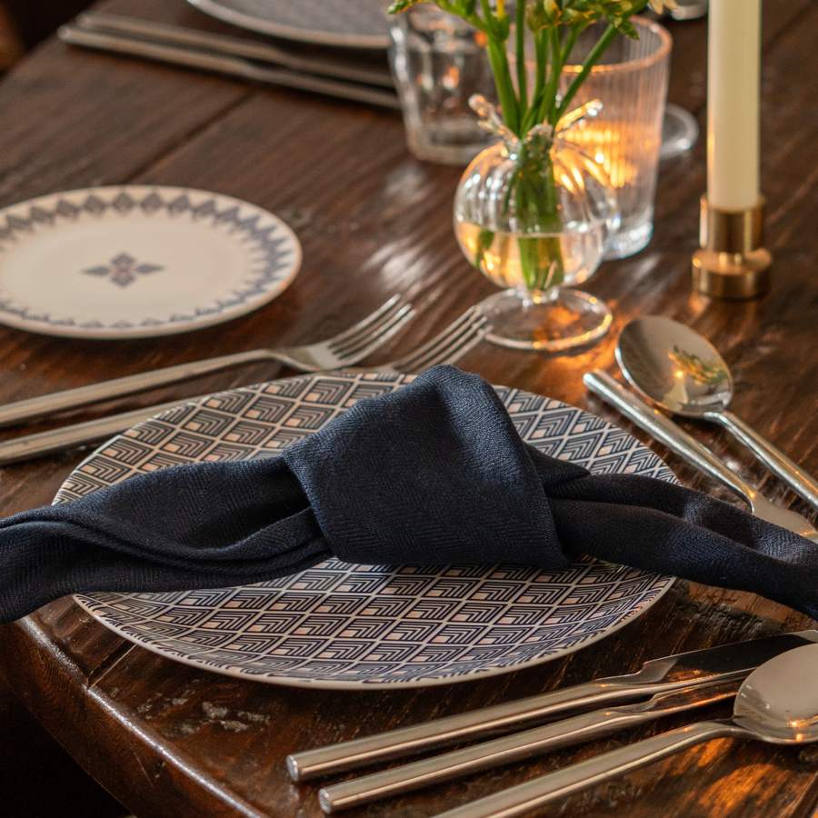 Gatsby Linen Napkin Set in Blue & Blush Pink