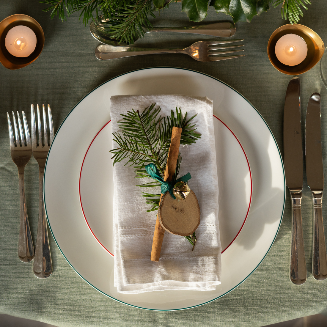 White Dinner Plate with Teal Trim